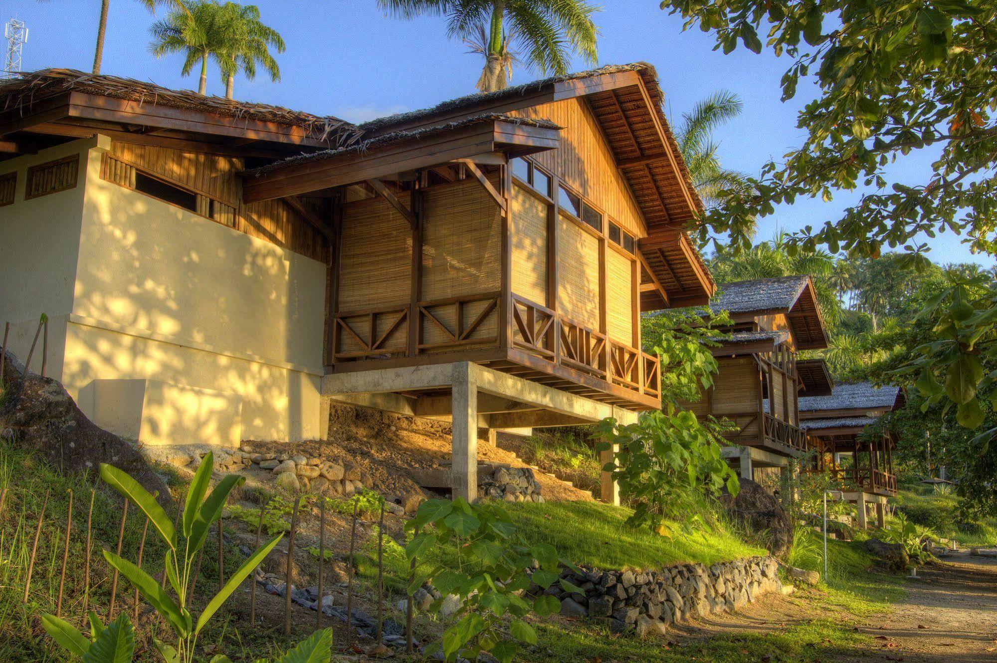 Janji Laut Resort Tanahwangko Kültér fotó